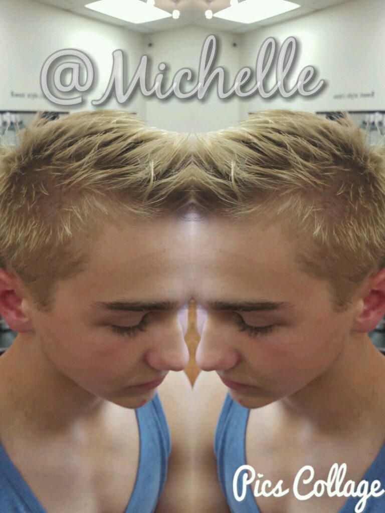 Textured blonde boys' cut